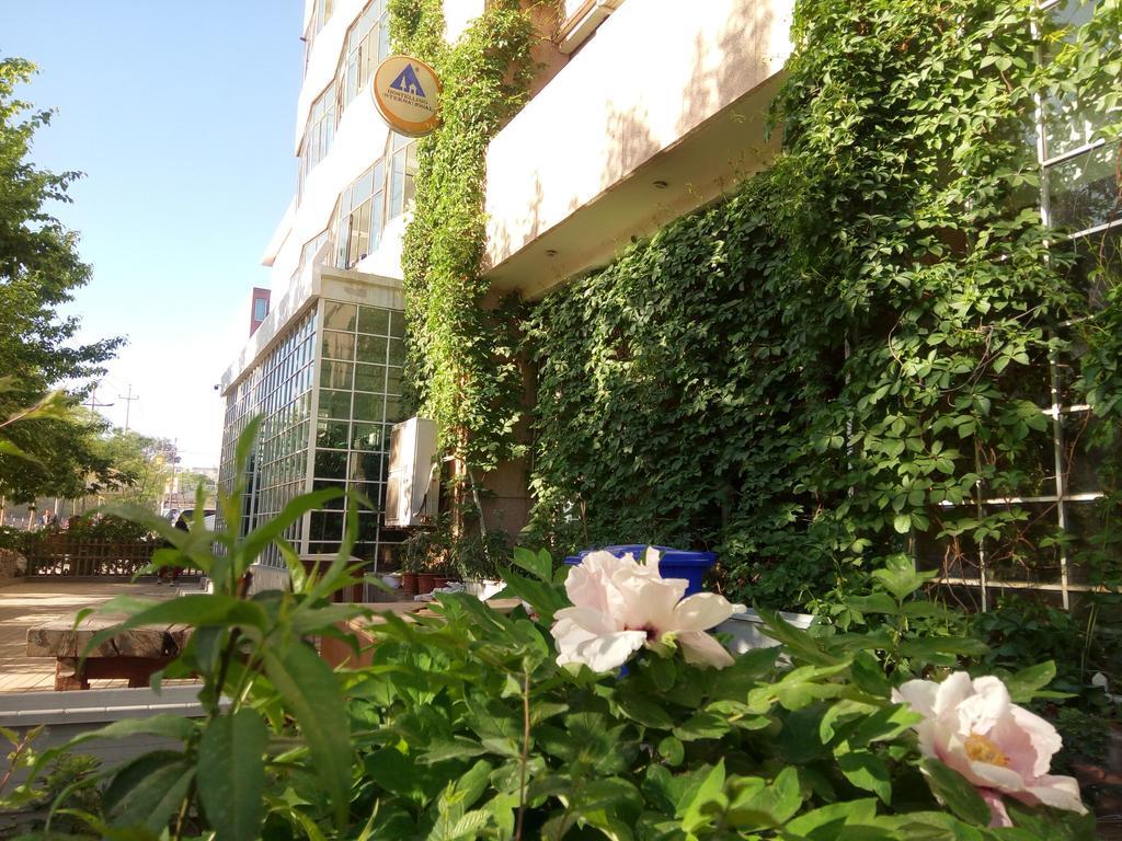 Right Here Hotel Dunhuang Buitenkant foto