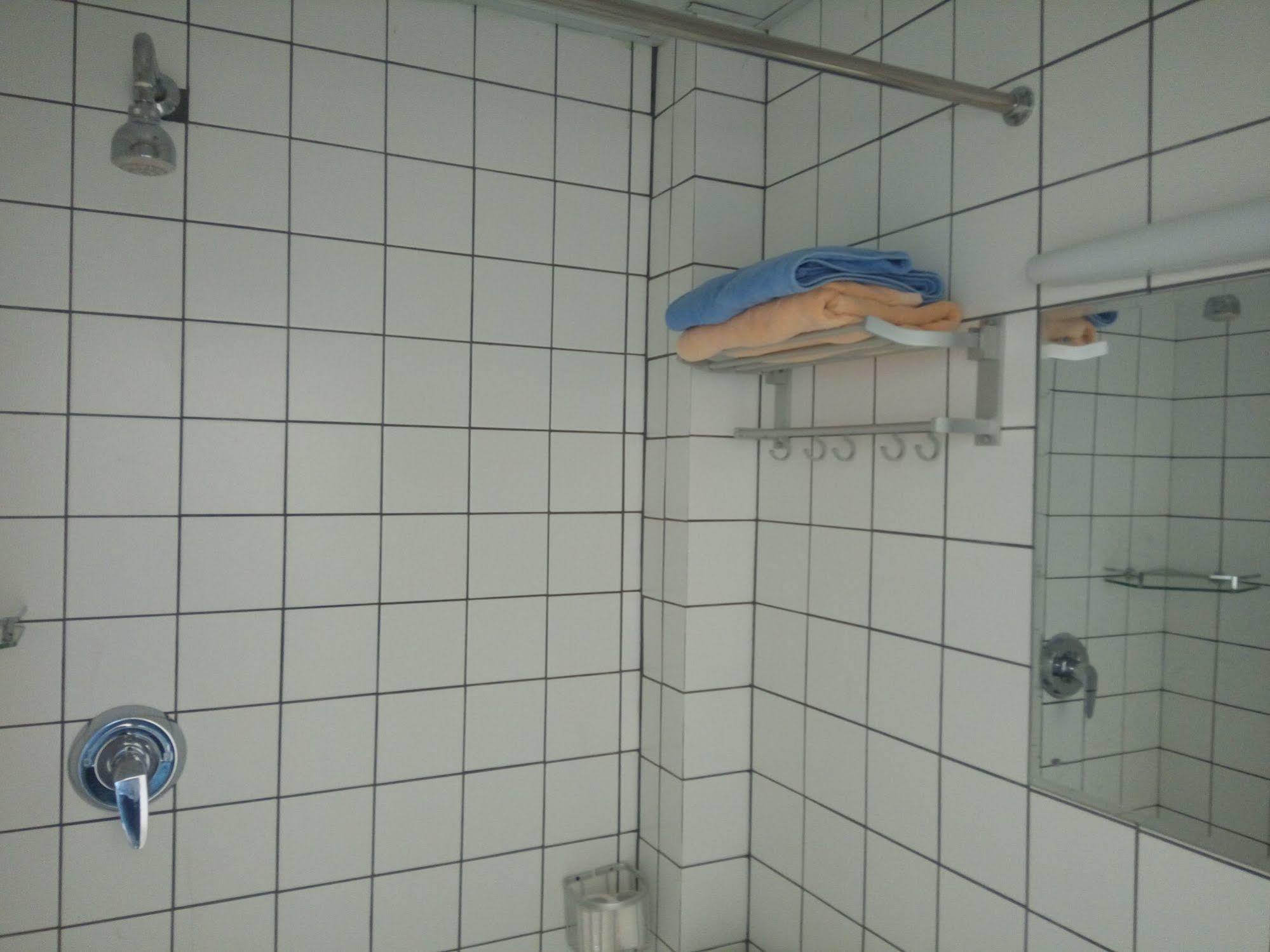 Right Here Hotel Dunhuang Buitenkant foto