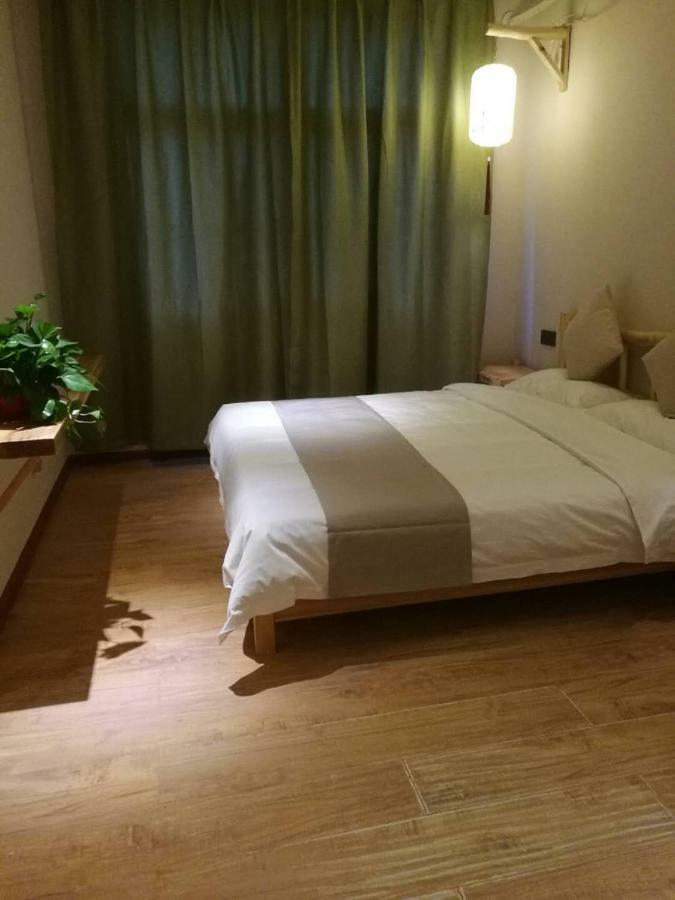 Right Here Hotel Dunhuang Buitenkant foto