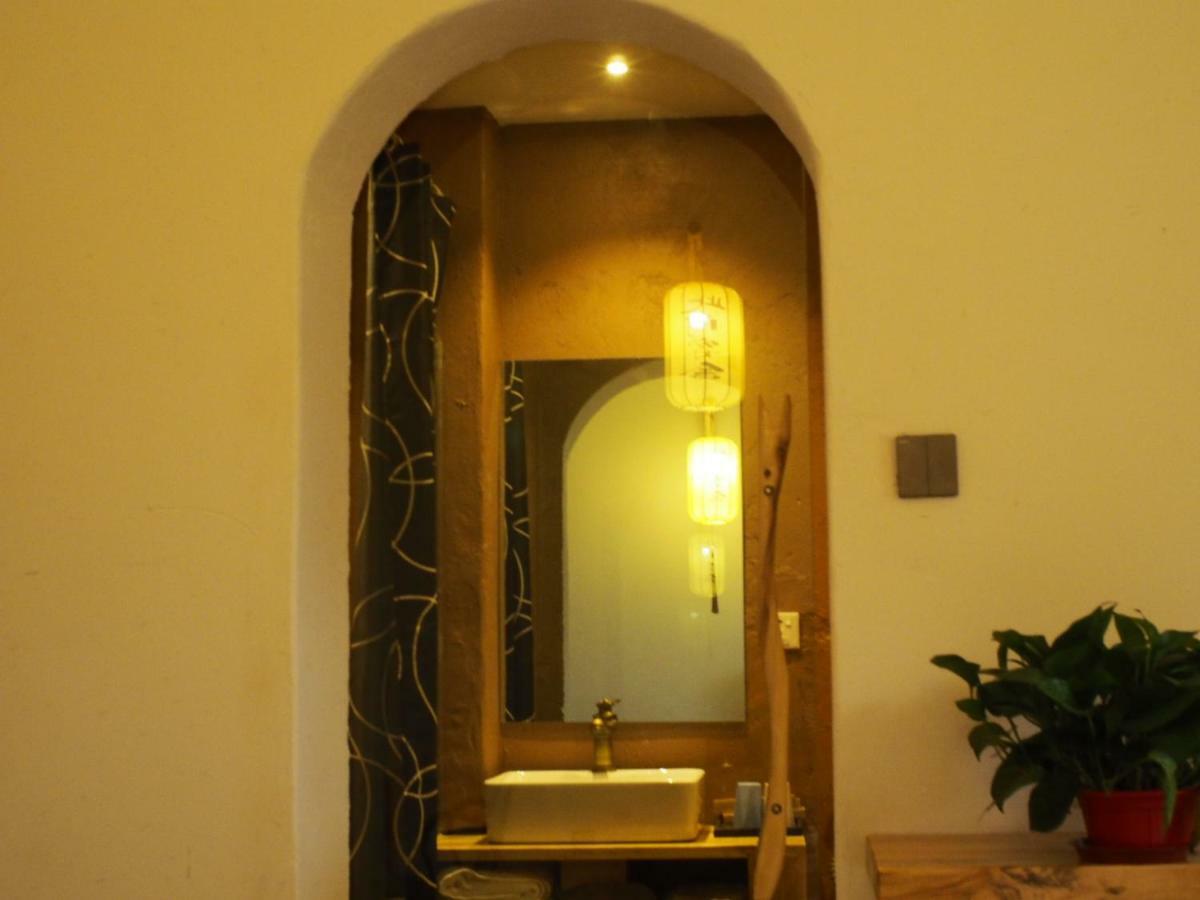 Right Here Hotel Dunhuang Buitenkant foto