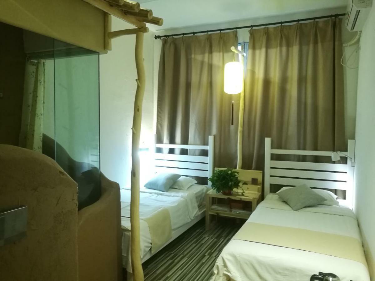 Right Here Hotel Dunhuang Buitenkant foto