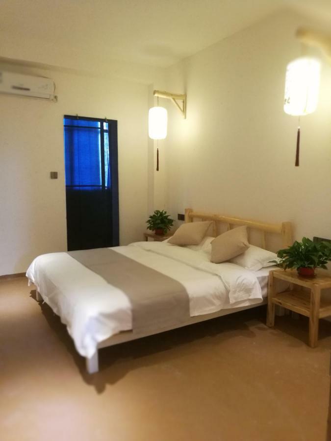 Right Here Hotel Dunhuang Buitenkant foto